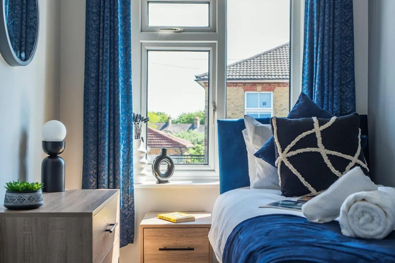Holiday home Spacious Southampton House Sanctuary In The City